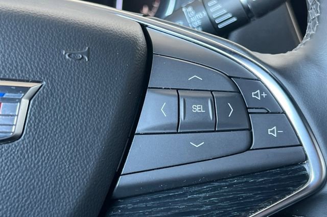 Used 2025 Cadillac XT5 Premium Luxury image 33