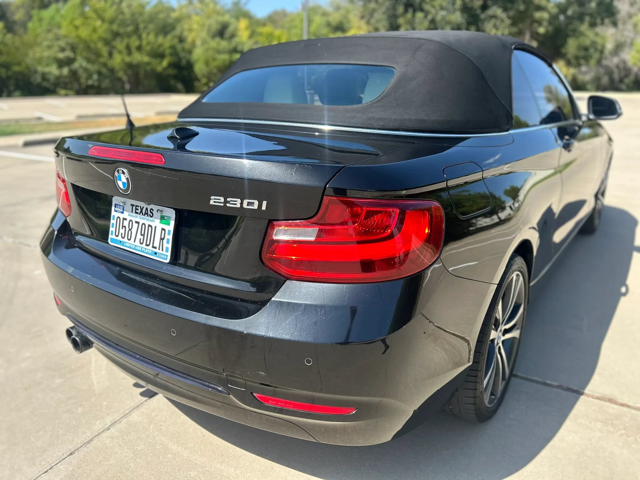 Used 2017 BMW 230i Convertible RWD image 7
