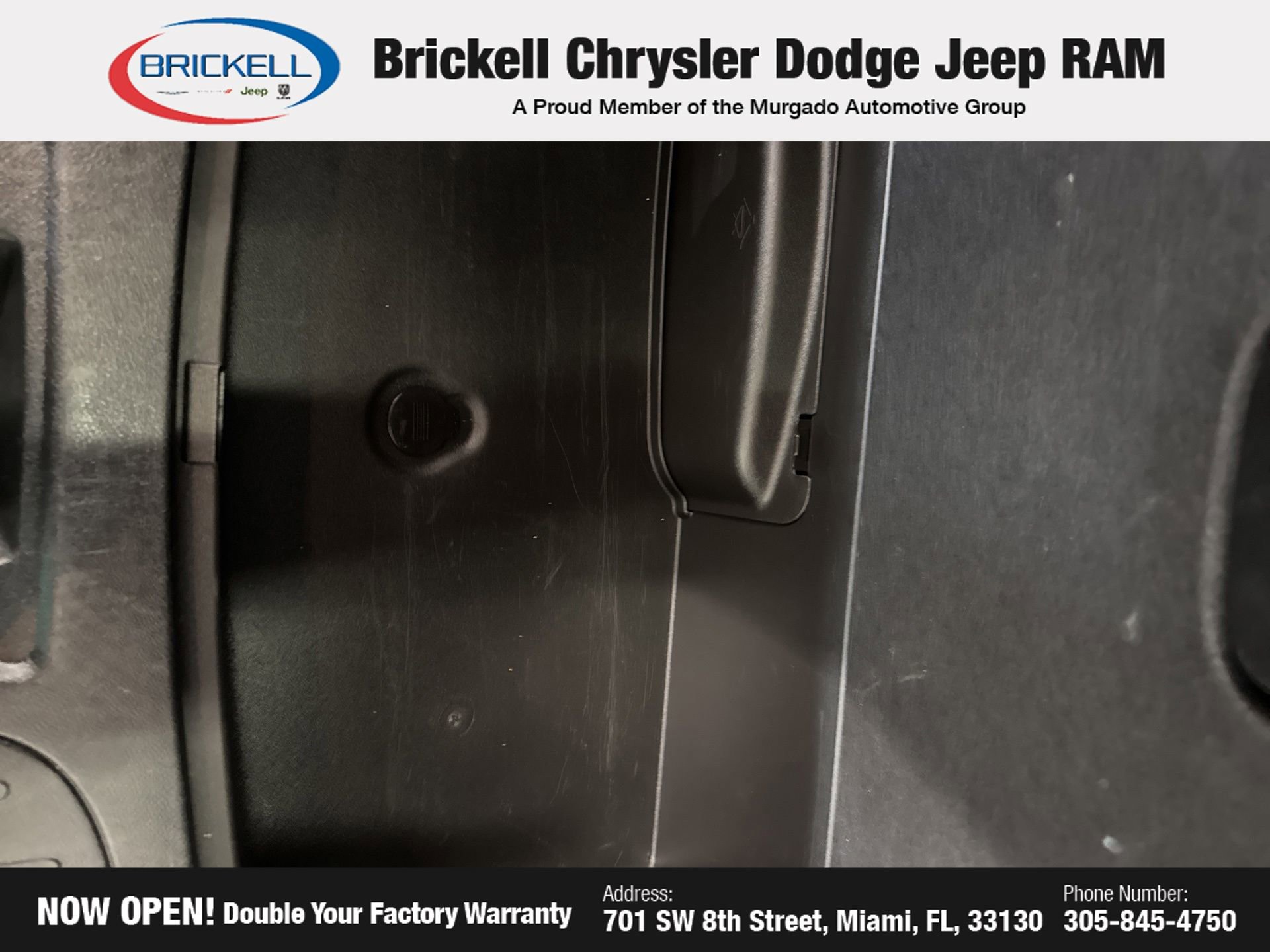 Used 2023 Dodge Durango SXT RWD image 22