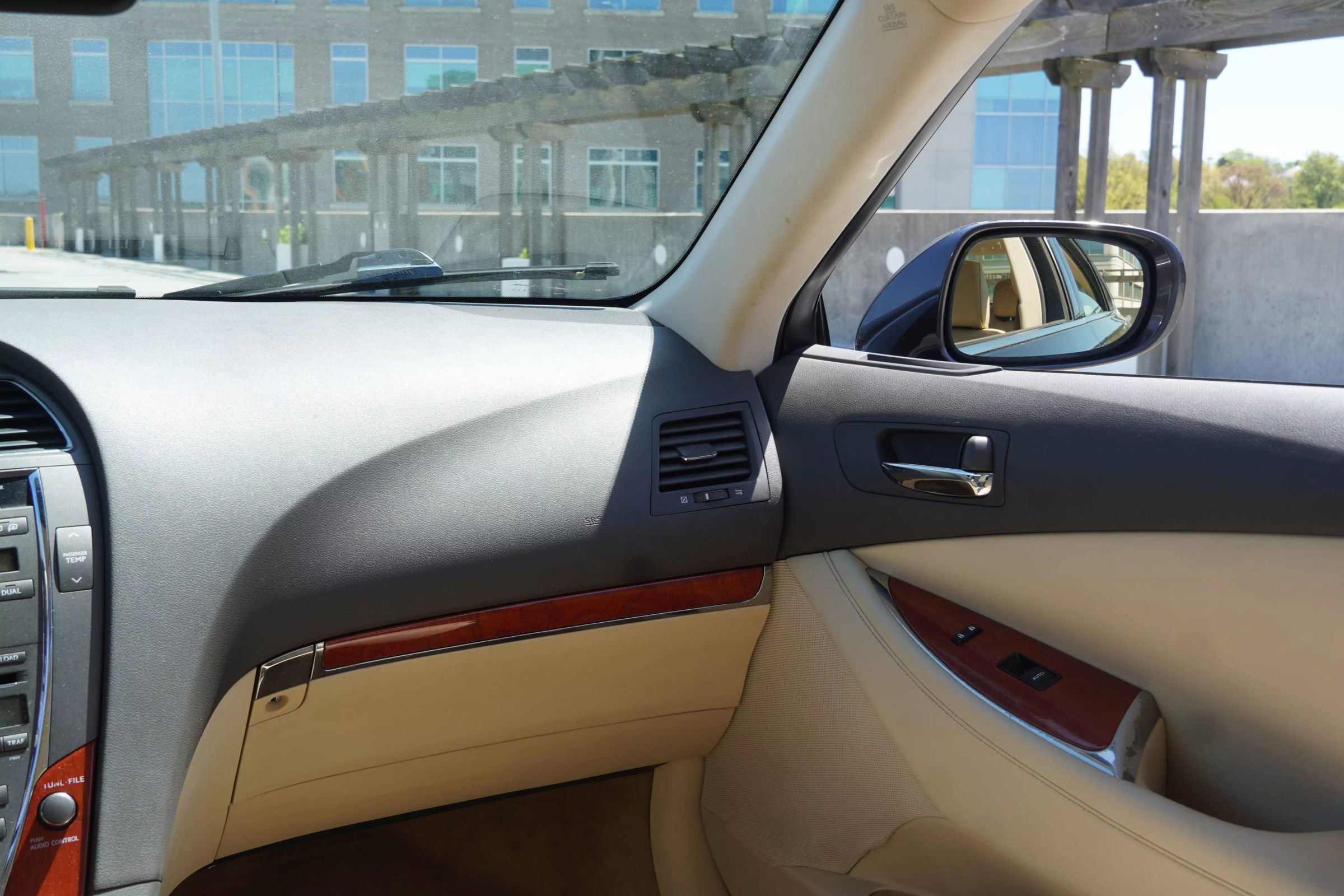 Used 2011 Lexus ES 350 image 34