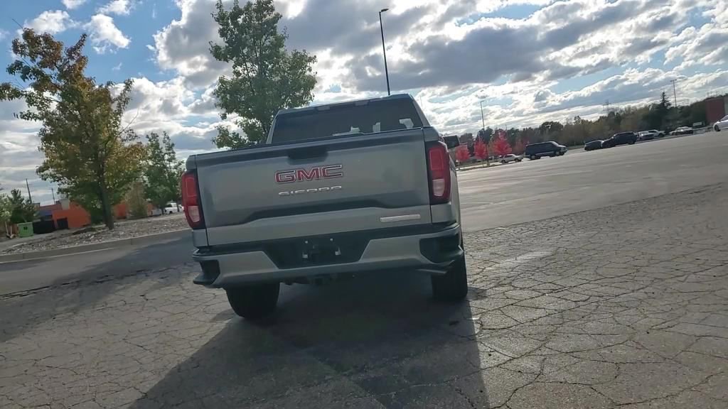 New 2026 GMC Sierra 1500 Elevation image 9