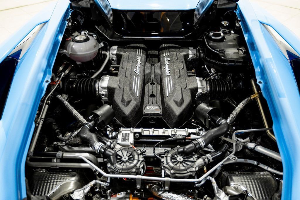 Used 2024 Lamborghini Revuelto AWD/4WD image 44
