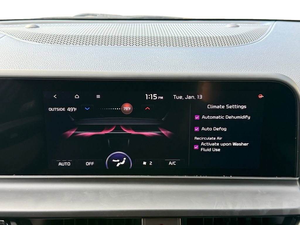 Certified 2024 Kia Seltos S image 17