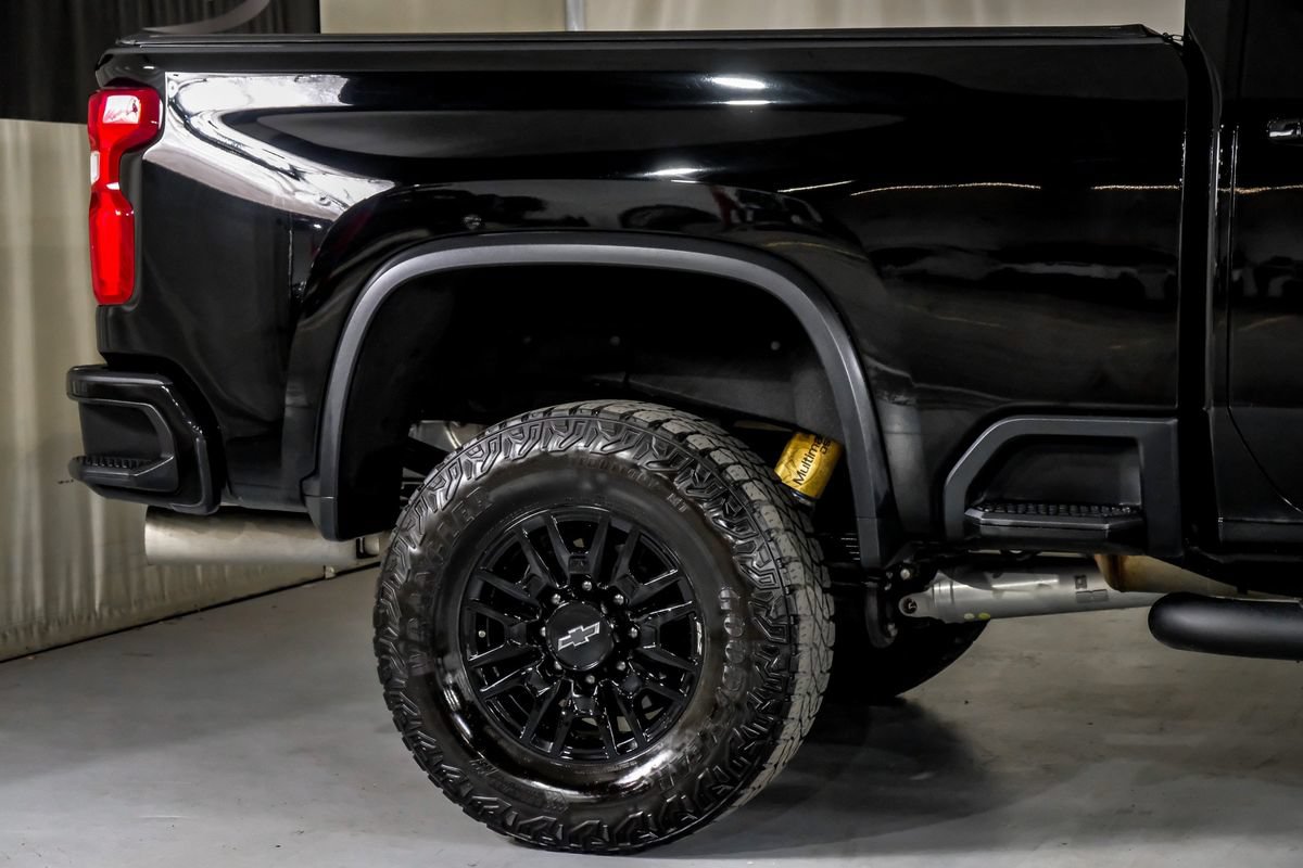 Used 2024 Chevrolet Silverado 2500 ZR2 AWD/4WD image 6