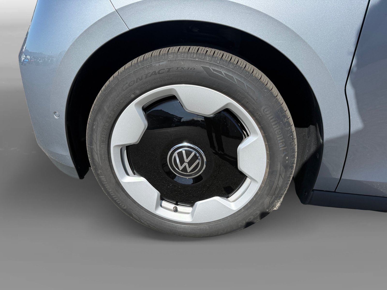 New 2025 Volkswagen ID. Buzz Pro S RWD image 9