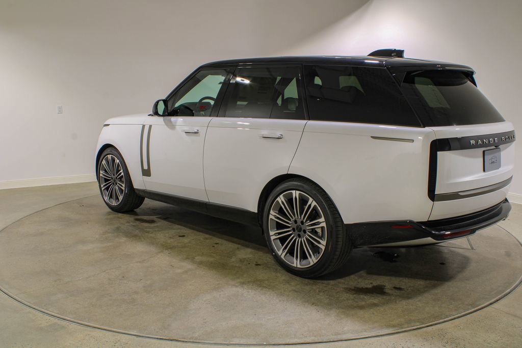 New 2026 Land Rover Range Rover SE AWD/4WD image 3