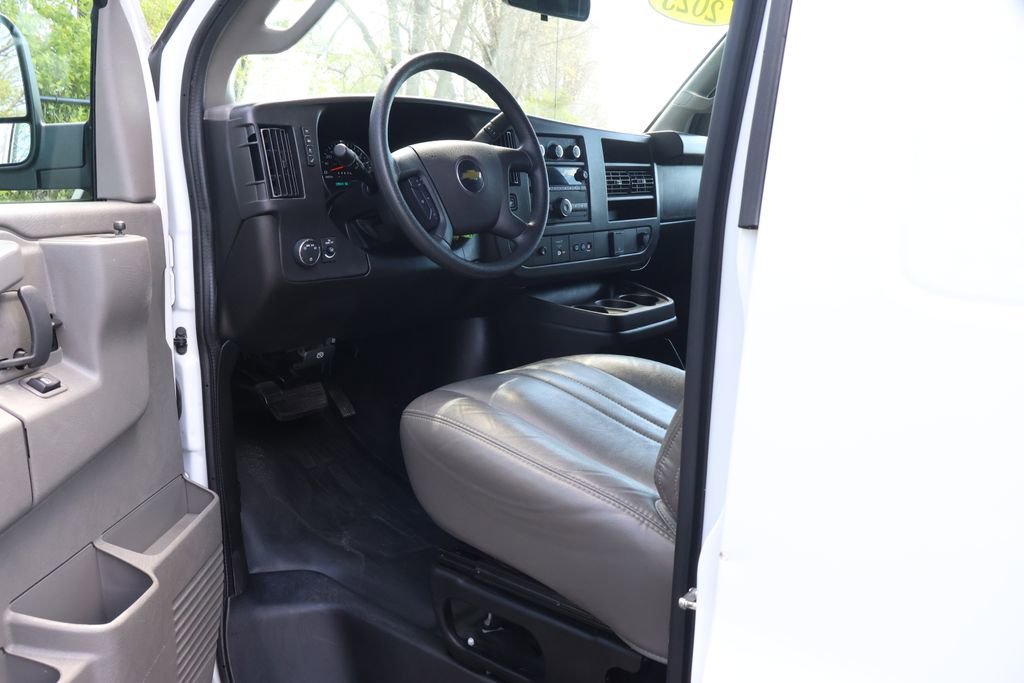 Used 2025 Chevrolet Express 2500 Extended w/ Driver Convenience Package image 14