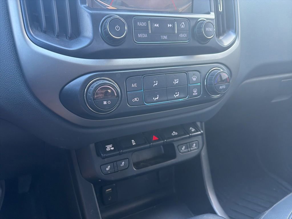 Used 2017 Chevrolet Colorado Z71 AWD/4WD image 19