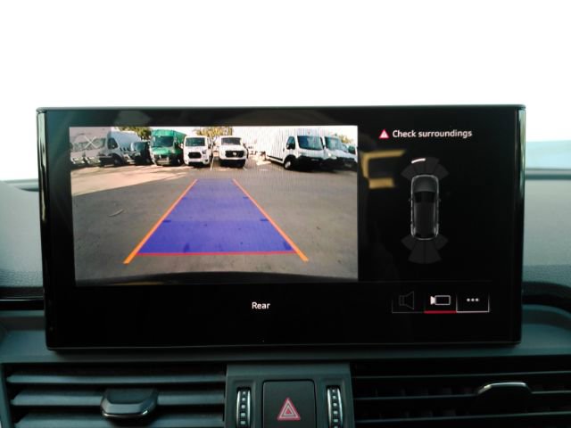 Used 2025 Audi Q5 2.0T Premium image 6