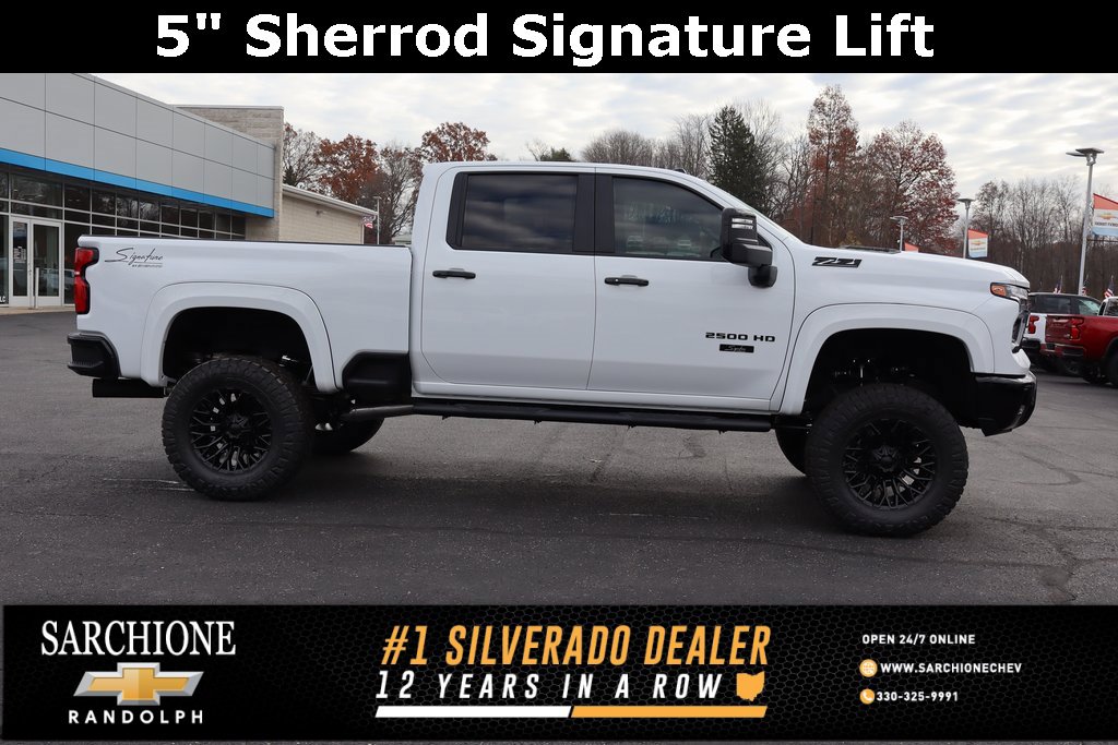 New 2026 Chevrolet Silverado 2500 LT w/ Trail Boss Package