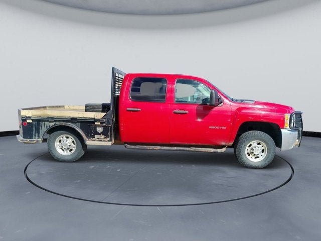 Used 2010 Chevrolet Silverado 2500 LT w/ Interior Plus Package AWD/4WD image 7