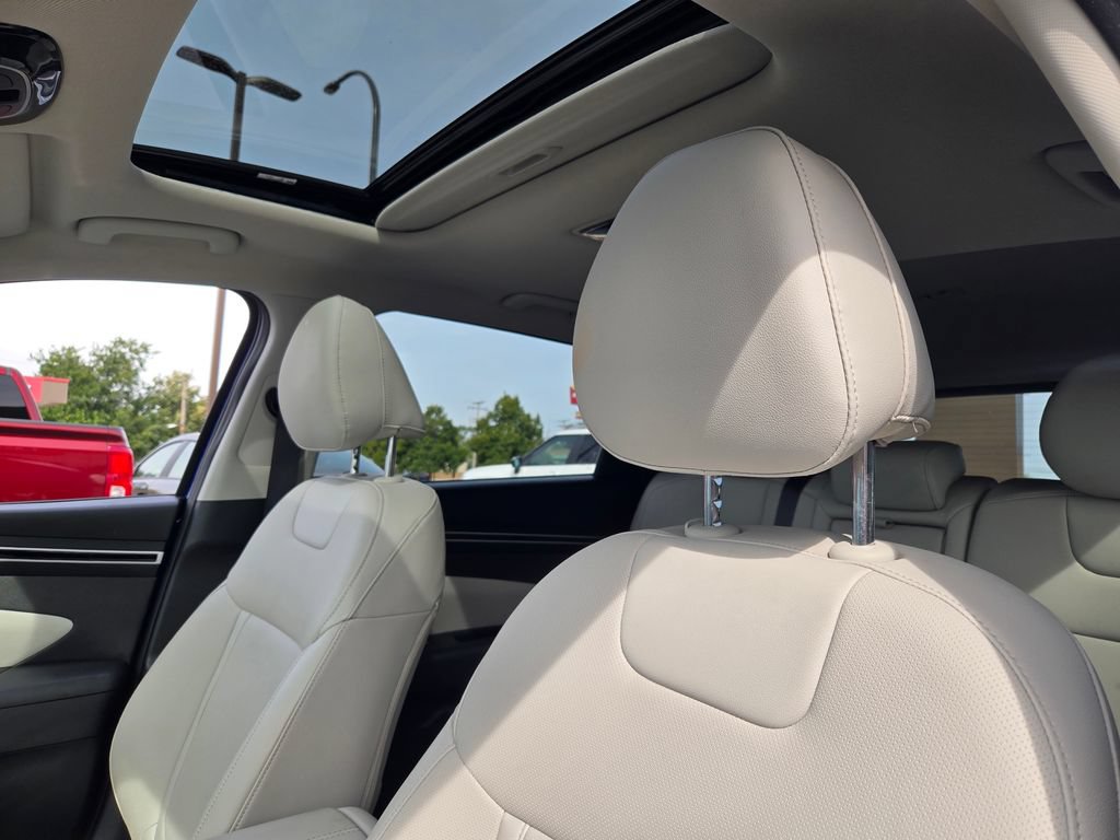 Certified 2024 Hyundai Tucson SEL w/ Convenience Package FWD image 35