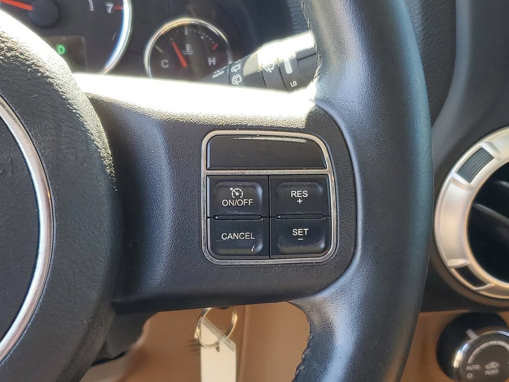 Used 2011 Jeep Wrangler Unlimited Sahara w/ Dual Top Group AWD/4WD image 11