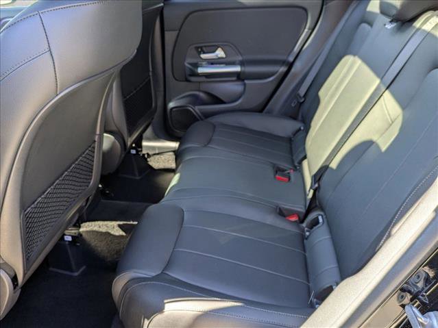 Used 2022 Mercedes-Benz GLA 250 4MATIC image 20