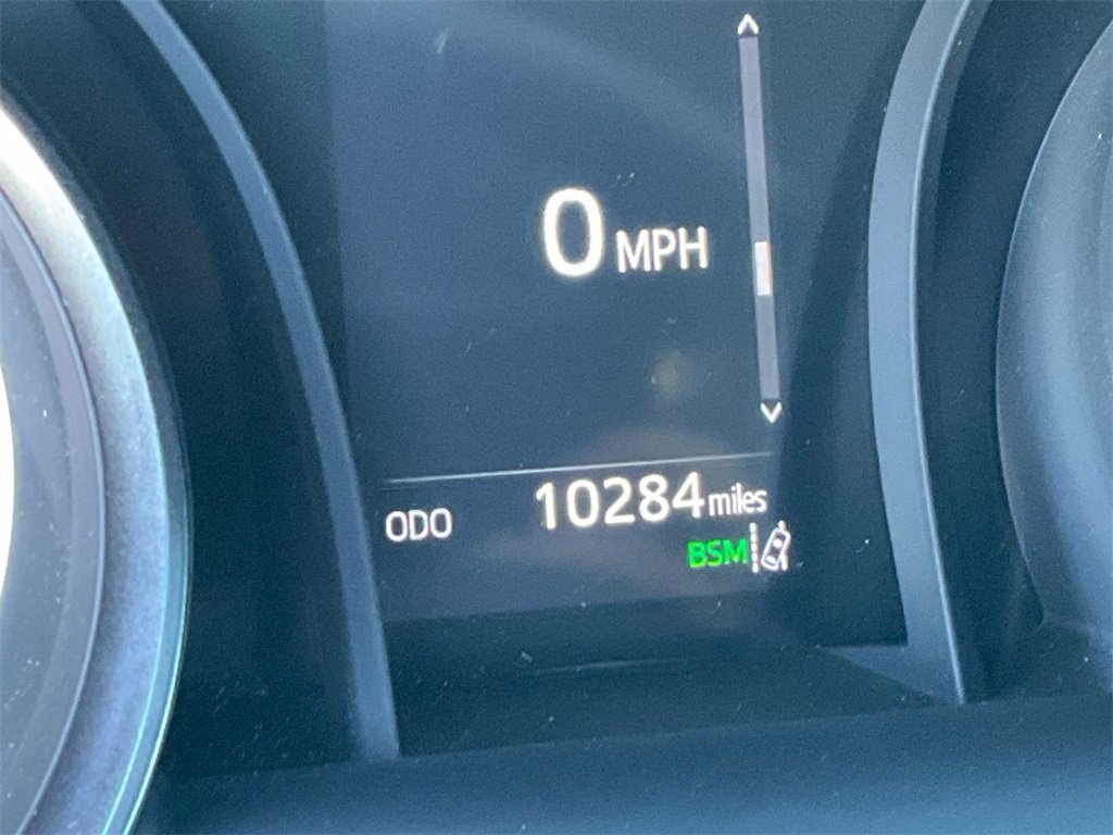 Used 2024 Toyota Camry SE image 20