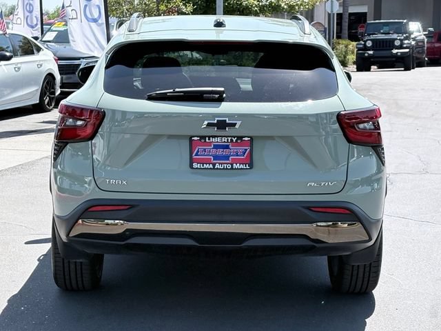 Used 2024 Chevrolet Trax ACTIV w/ Driver Confidence Package FWD image 6
