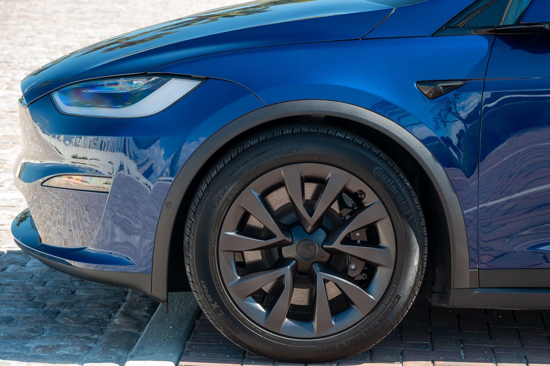 Used 2022 Tesla Model X Long Range image 40