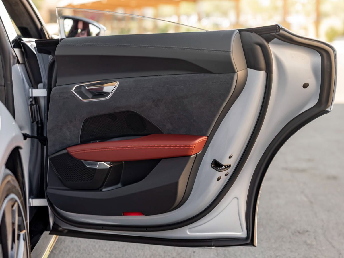 New 2025 Audi S e-tron GT Prestige image 22