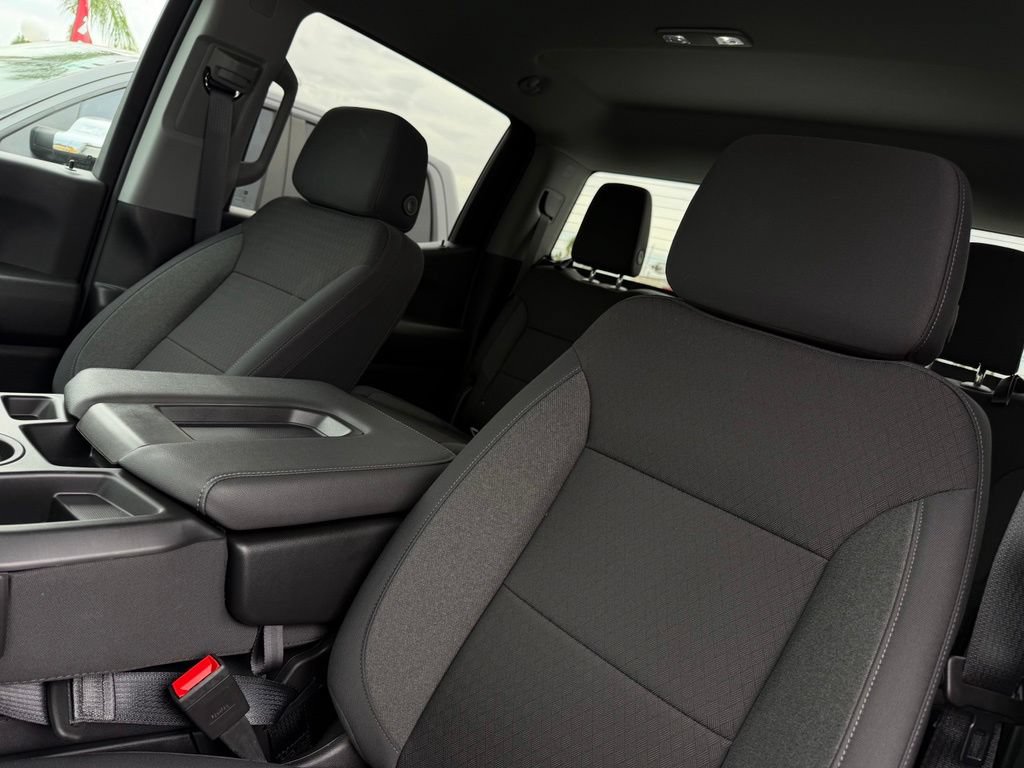 Used 2026 GMC Sierra 1500 Pro w/ Graphite Edition AWD/4WD image 17