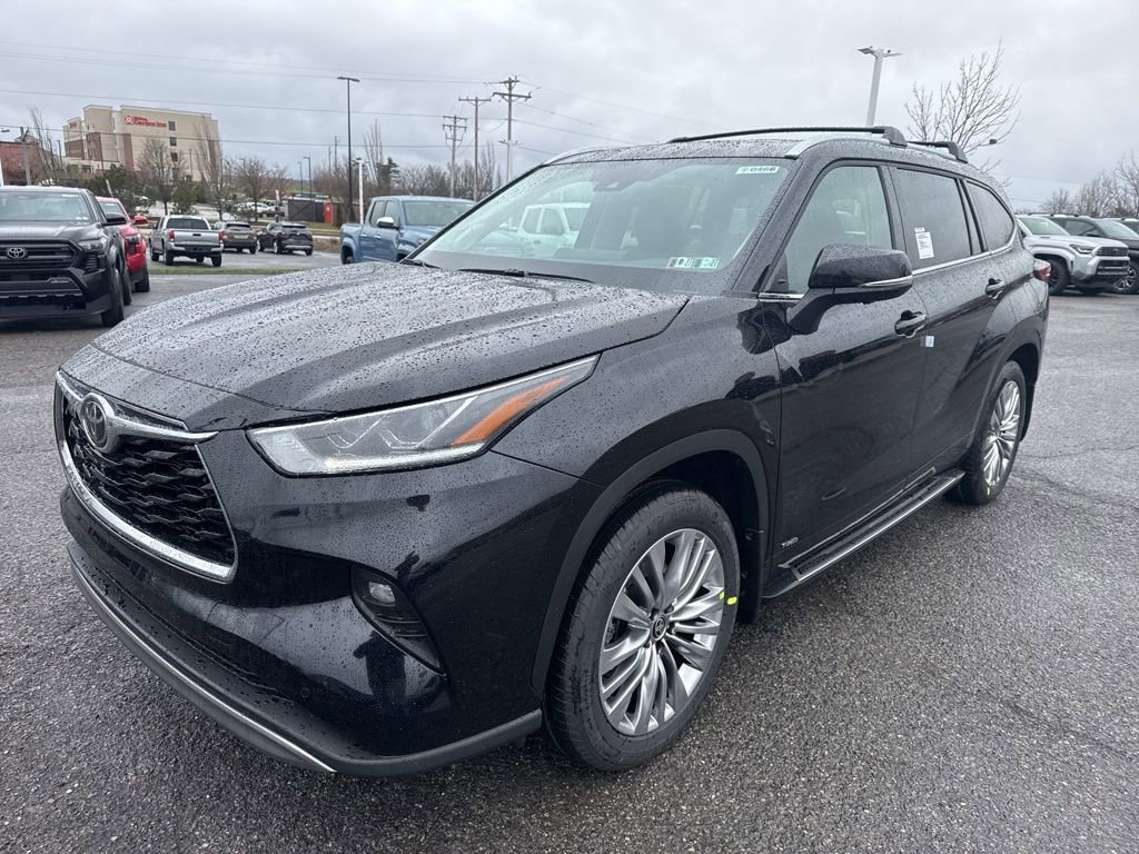 New 2026 Toyota Highlander Platinum image 25