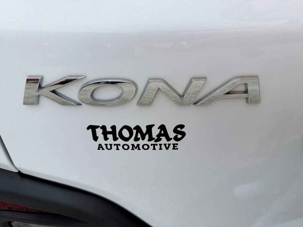 Certified 2021 Hyundai Kona SEL Plus w/ Cargo Package image 37