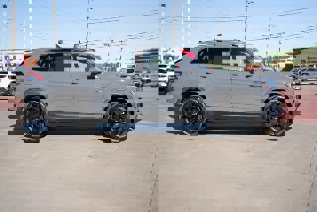 New 2026 Volkswagen Atlas Cross Sport SE image 7