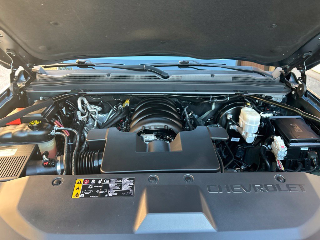 Used 2019 Chevrolet Tahoe Premier w/ RST 6.2L Performance Edition AWD/4WD image 10
