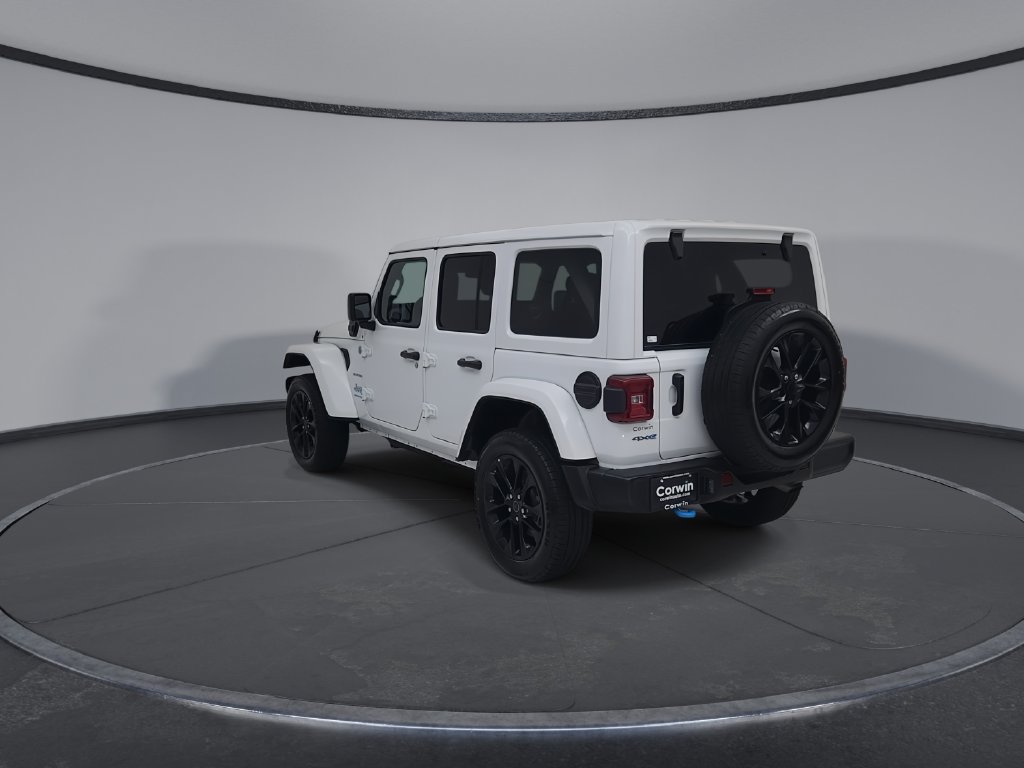 Certified 2024 Jeep Wrangler Unlimited Sahara AWD/4WD image 12