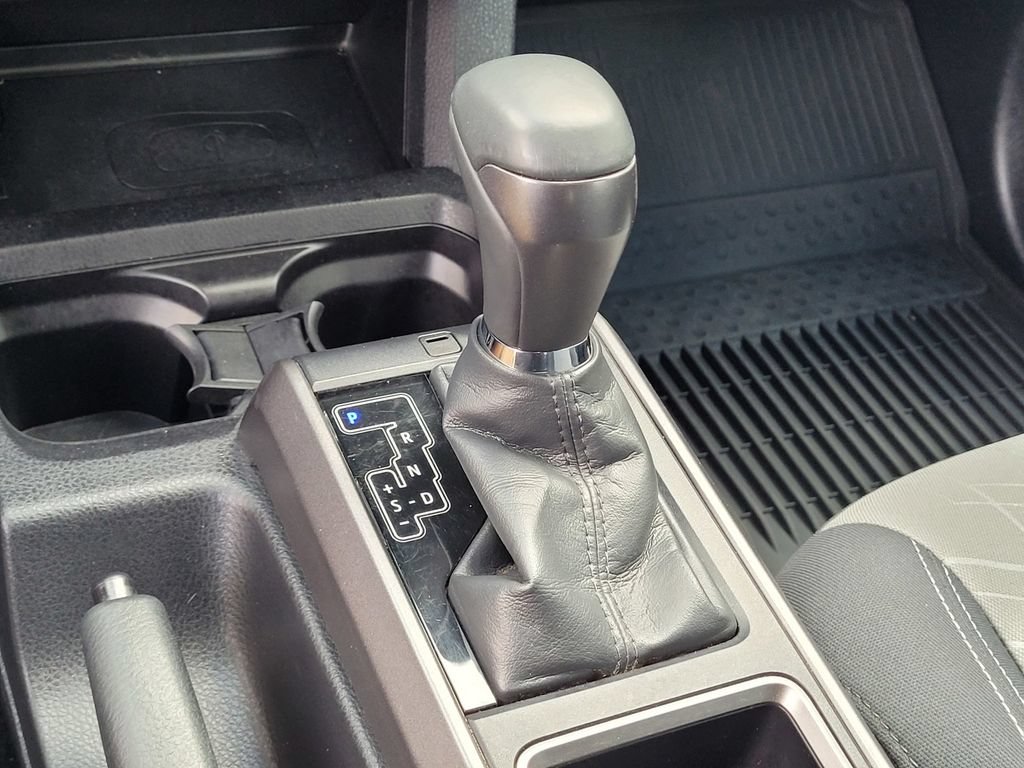 Used 2023 Toyota Tacoma TRD Off-Road w/ Technology Package AWD/4WD image 21