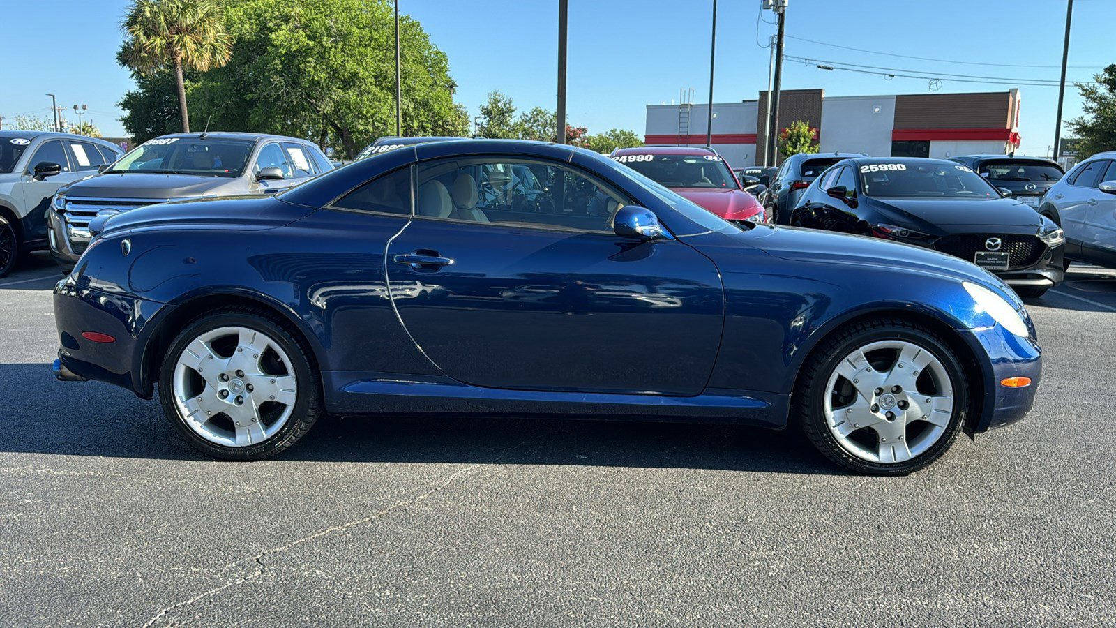 Used 2004 Lexus SC 430 Convertible RWD image 9