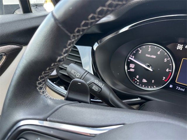 Used 2023 Buick Envision Avenir image 24