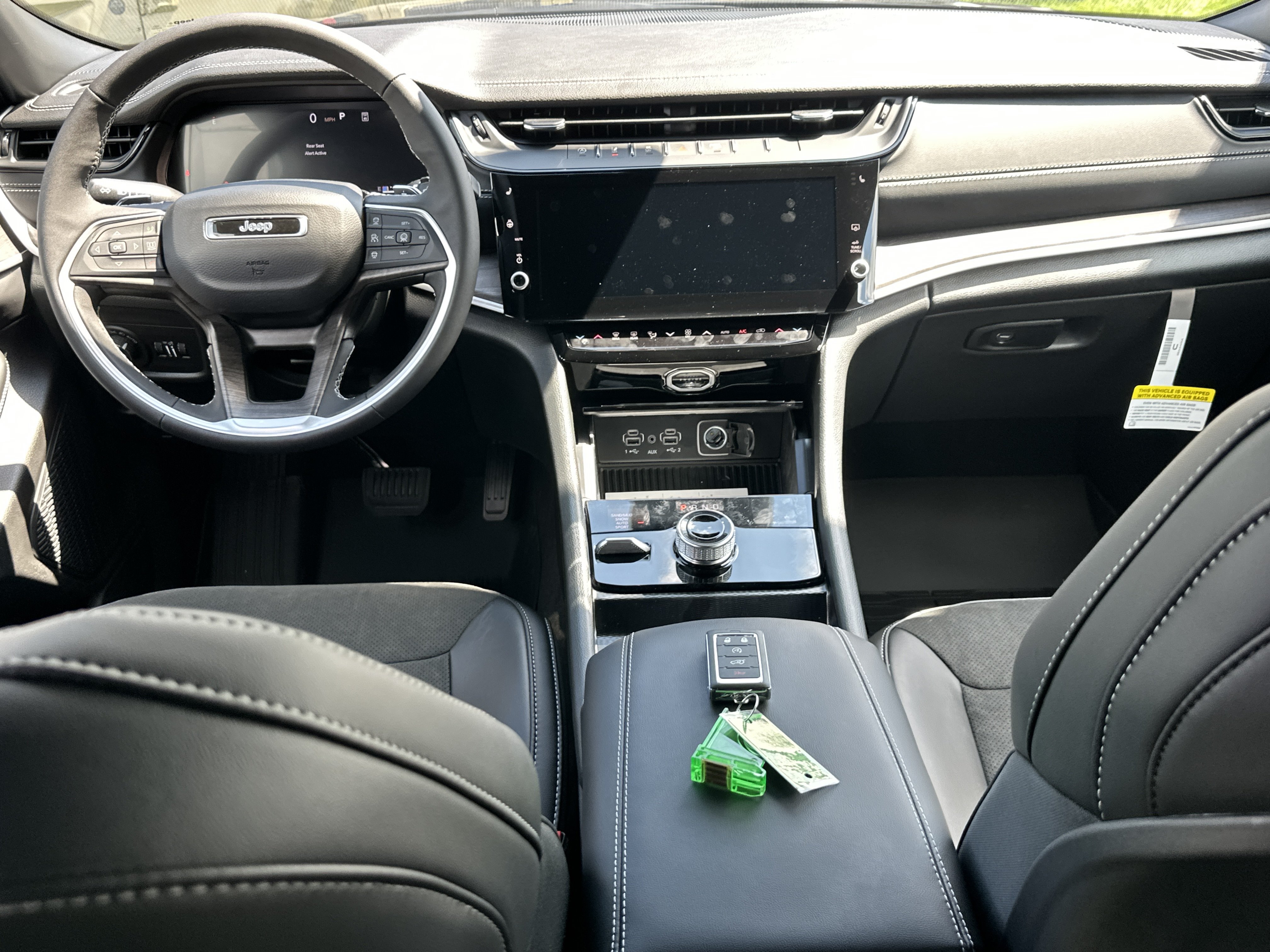 New 2027 Jeep Grand Cherokee L 4WD image 31