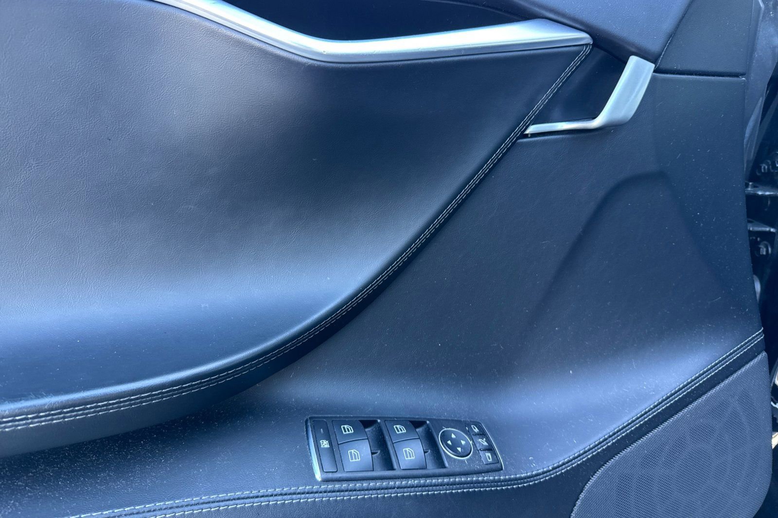 Used 2017 Tesla Model S 75 image 12