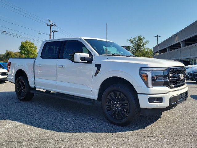 Used 2025 Ford F150 Lariat w/ Equipment Group 502A High AWD/4WD image 3