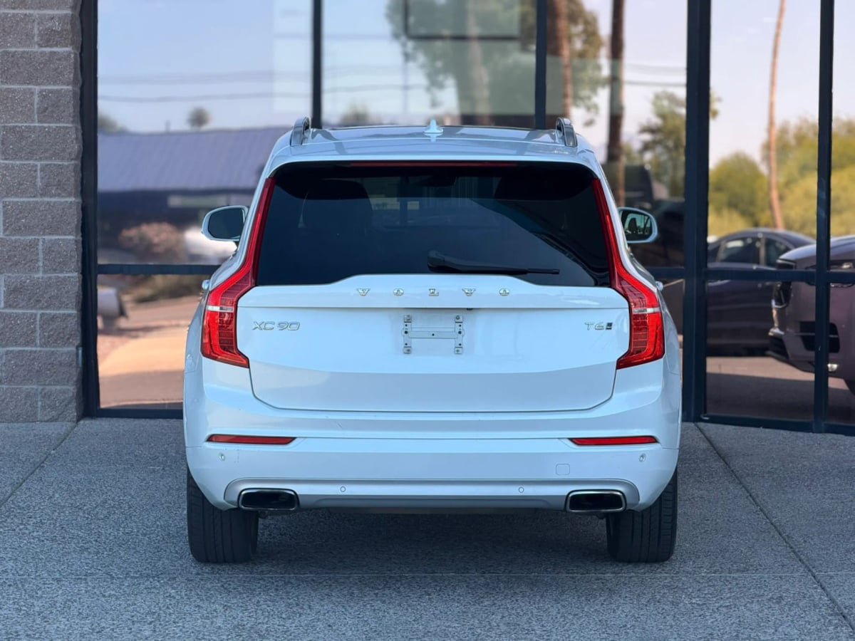 Used 2016 Volvo XC90 T6 Momentum w/ Momentum Plus Package AWD/4WD image 13