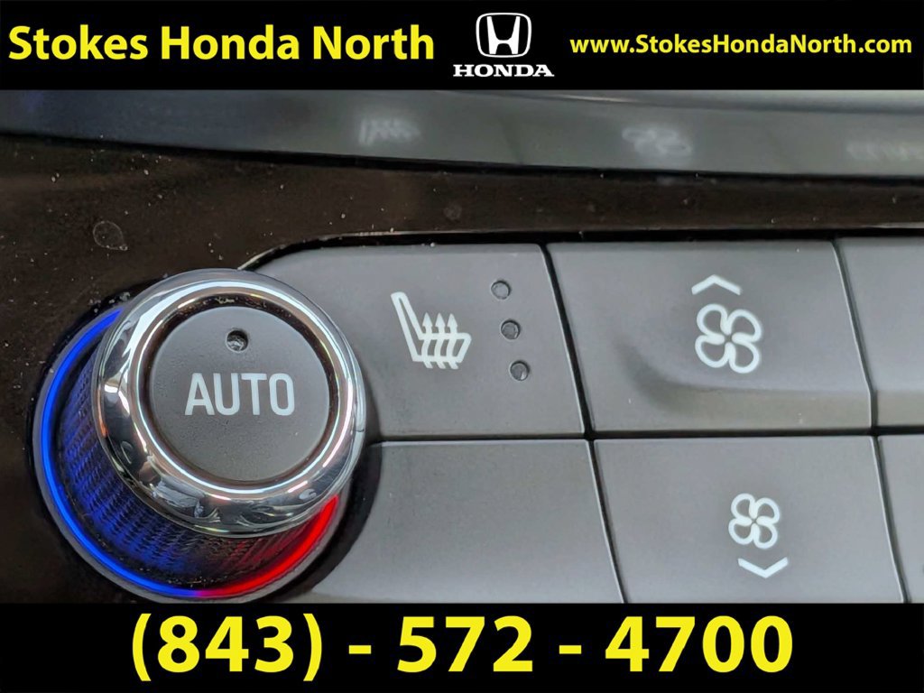 Used 2017 Buick LaCrosse Essence w/ Sun and Shade Package FWD image 24