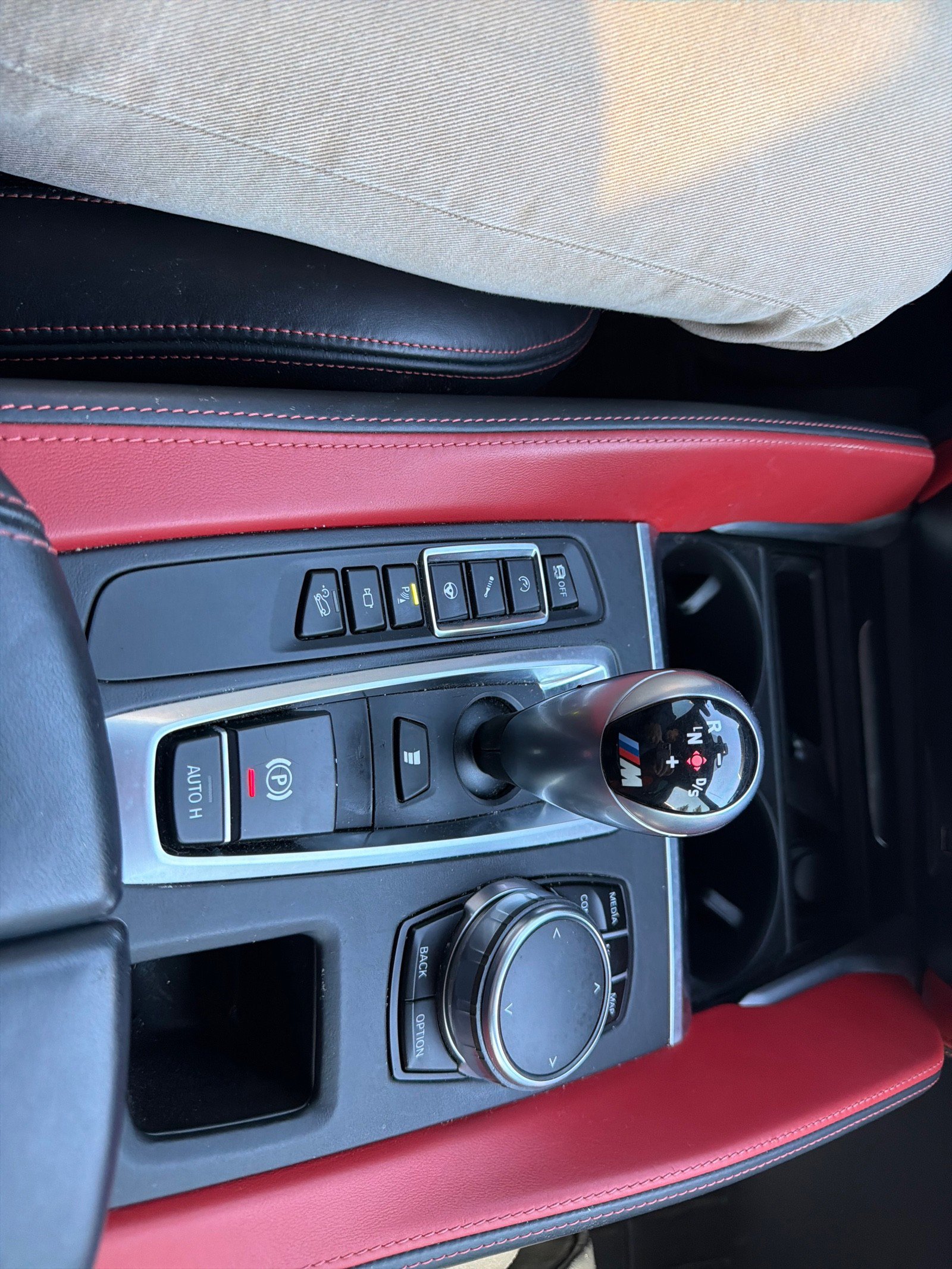 Used 2018 BMW X5 M image 26