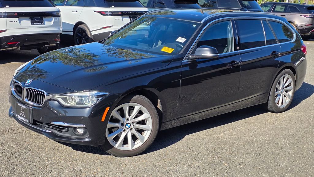 Used 2017 BMW 330i xDrive Wagon AWD/4WD image 2