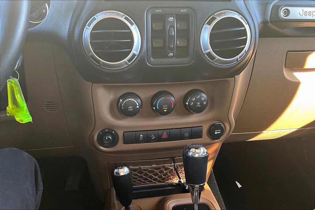 Used 2013 Jeep Wrangler Unlimited Sahara w/ Trailer Tow Group image 16