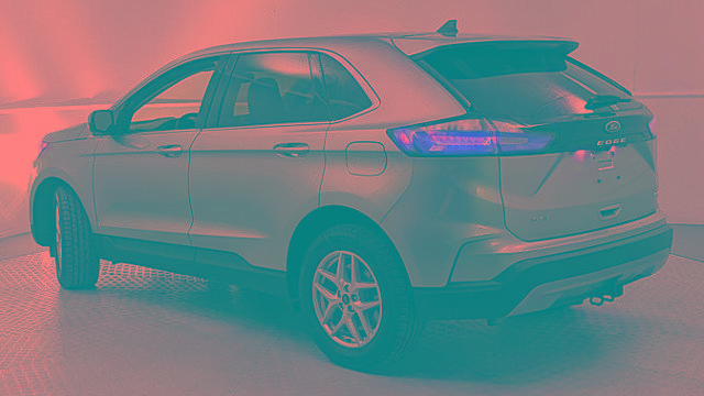 Certified 2022 Ford Edge SEL w/ Convenience Package image 4