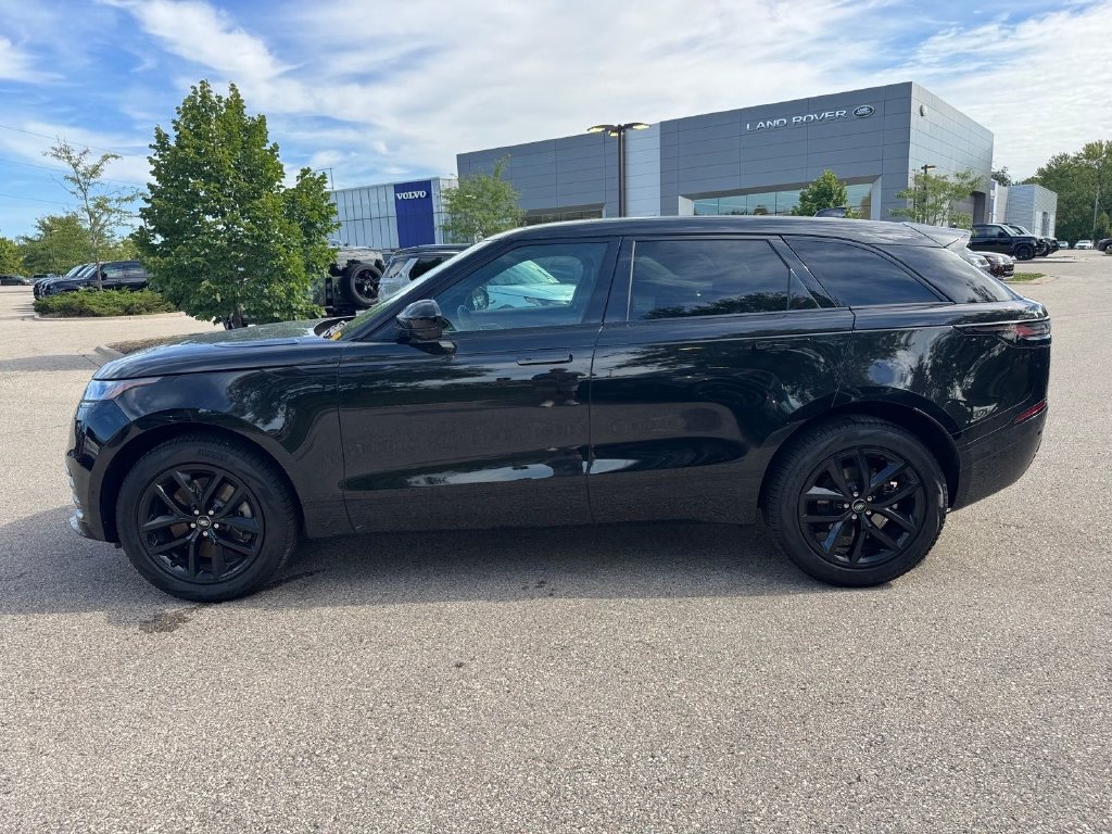 Certified 2026 Land Rover Range Rover Velar Dynamic SE AWD/4WD image 2