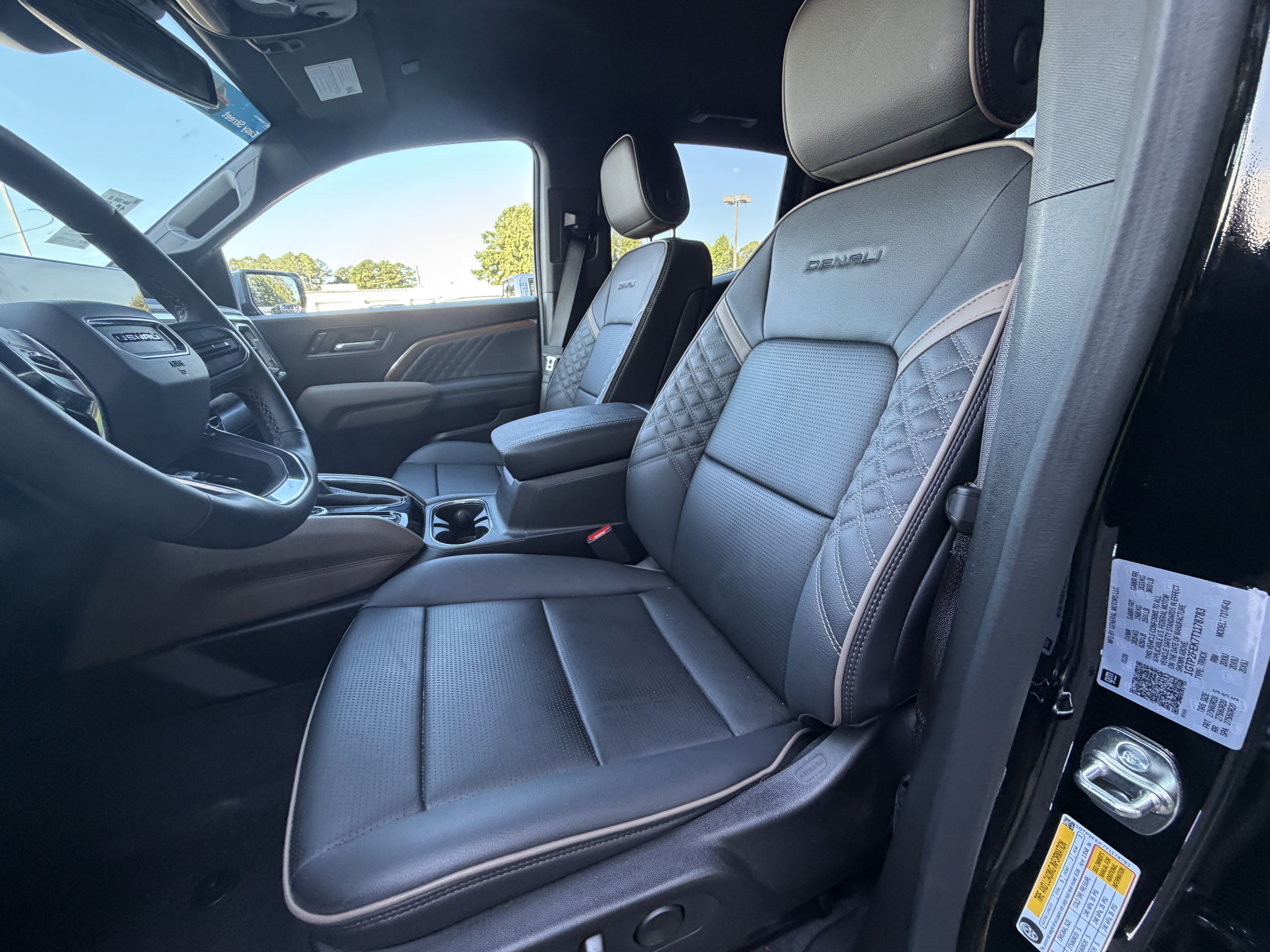 Used 2026 GMC Canyon Denali AWD/4WD image 11