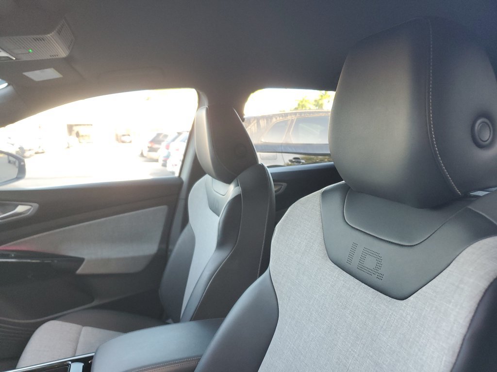 Certified 2023 Volkswagen ID.4 Pro RWD image 22