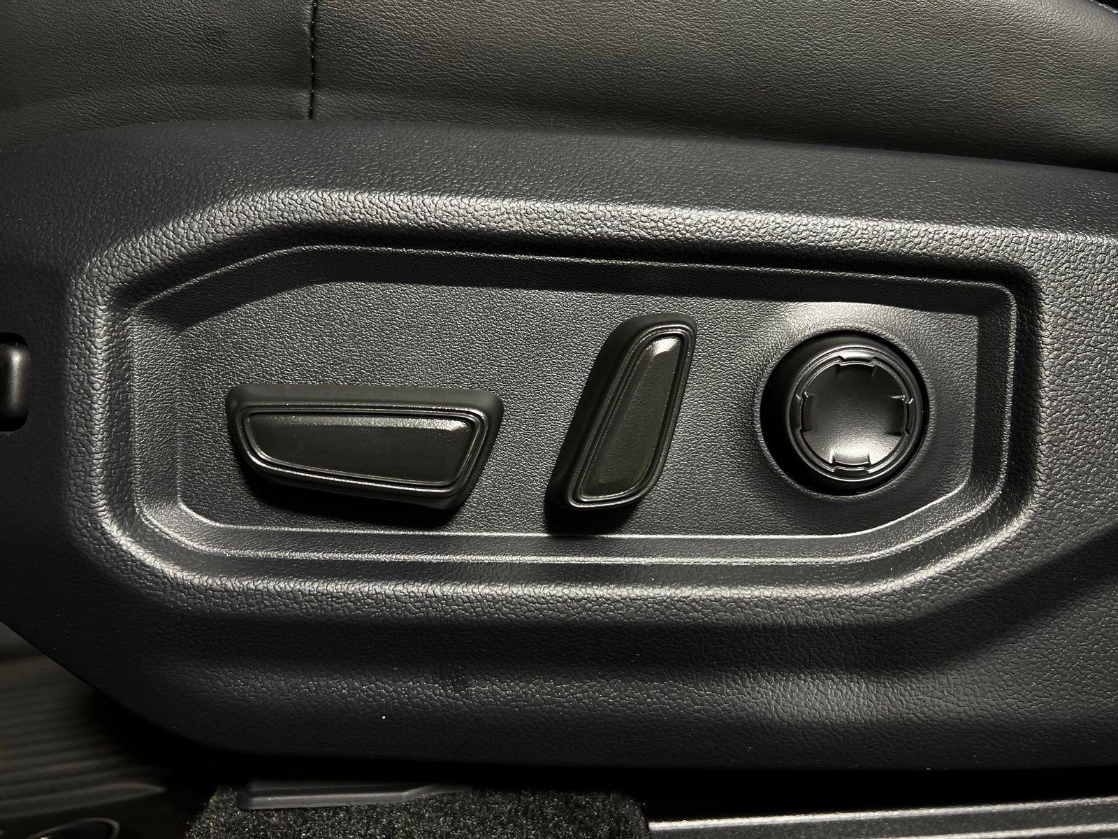 New 2026 Toyota Sequoia Platinum AWD/4WD image 13