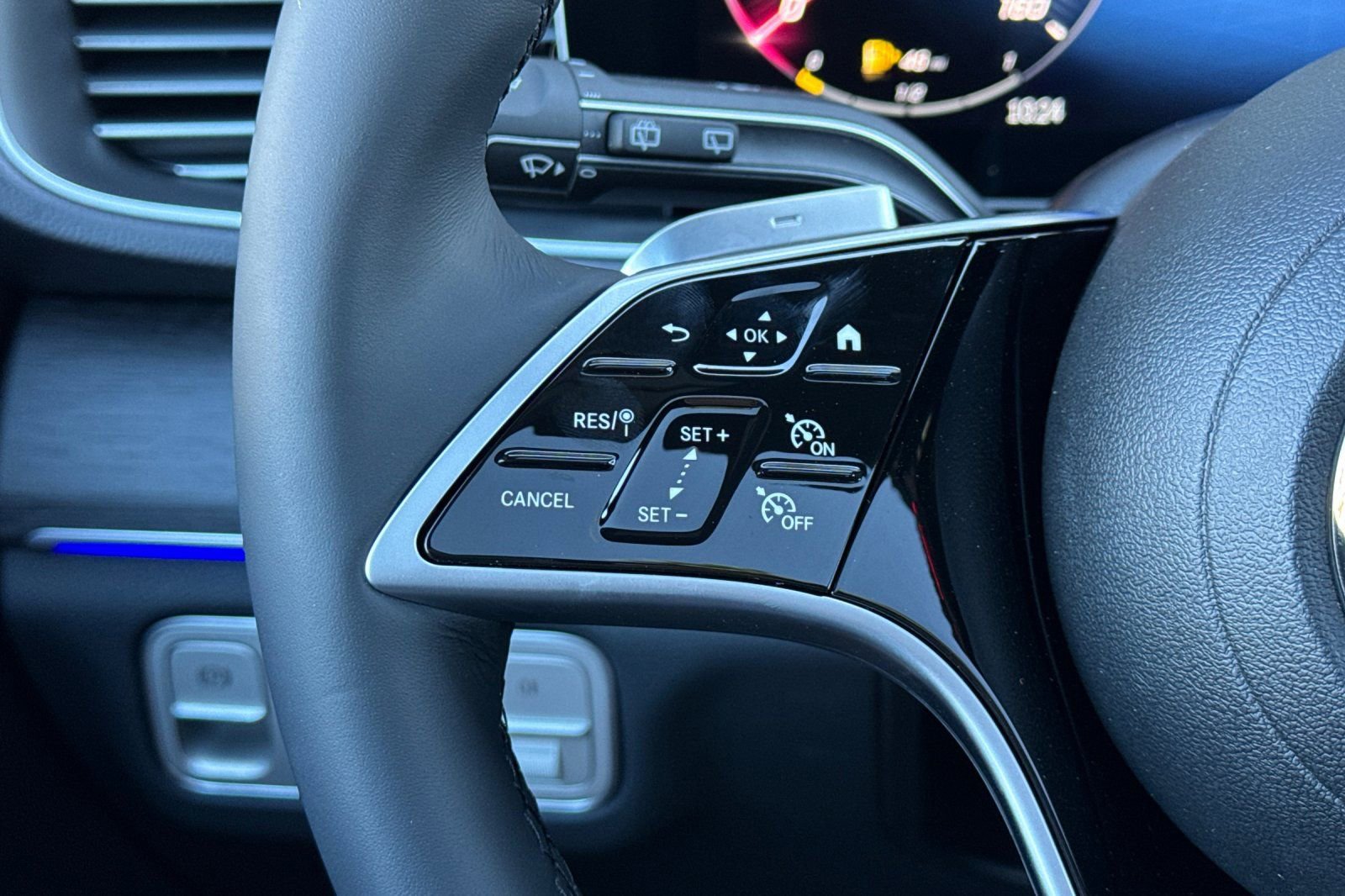 New 2025 Mercedes-Benz GLE 350 4MATIC image 26