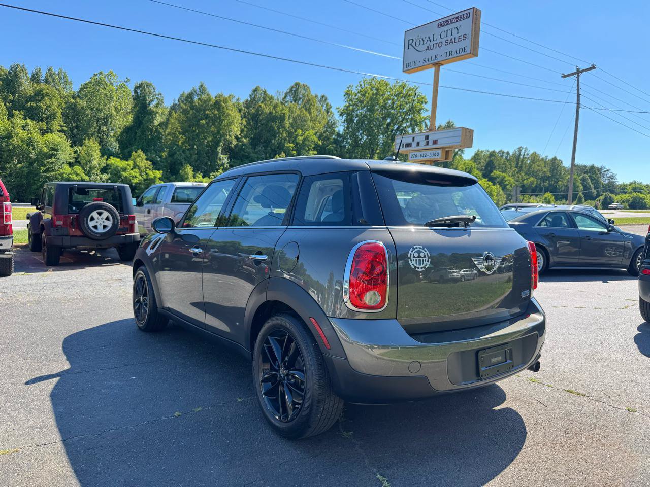 Used 2012 MINI Cooper Countryman FWD image 7