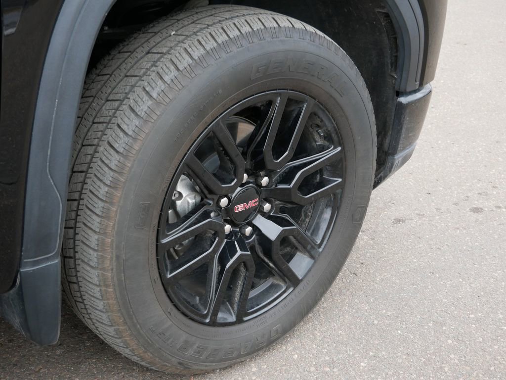 Used 2024 GMC Sierra 1500 Elevation w/ Elevation Premium Package image 9