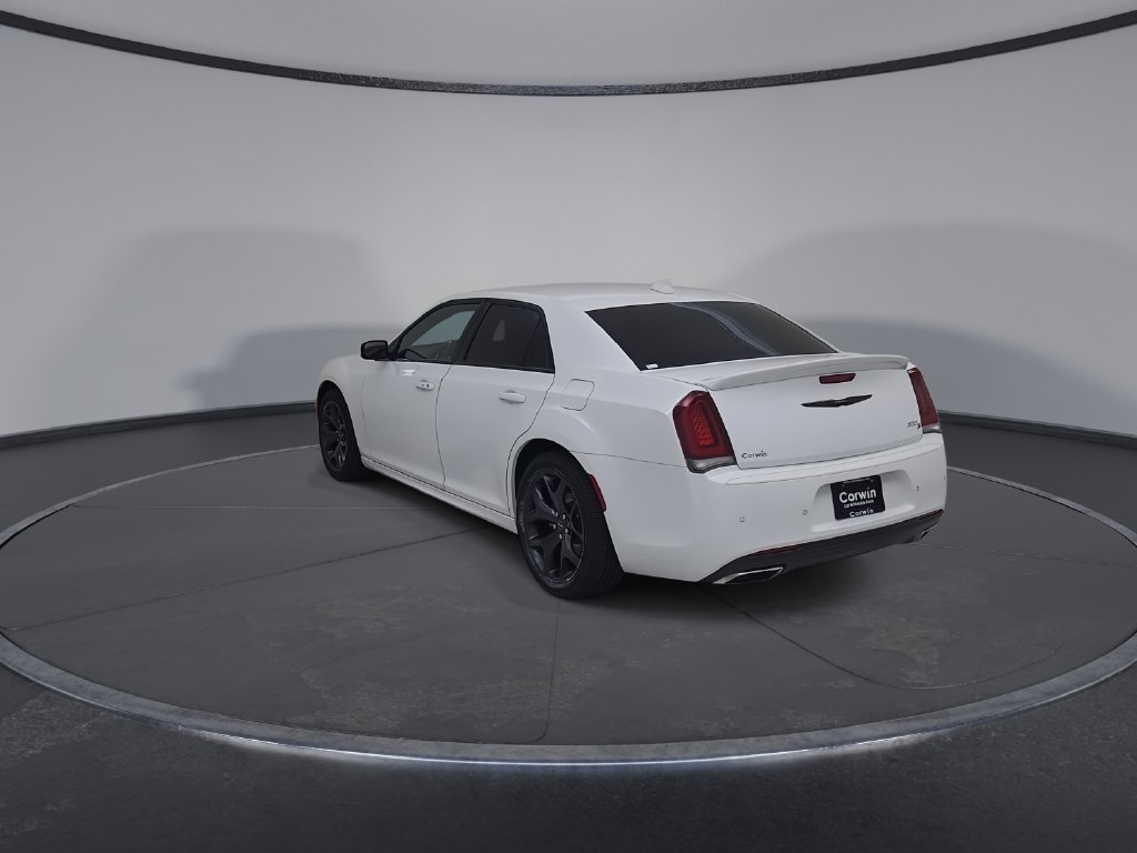 Certified 2021 Chrysler 300 S w/ S Model Appearance Package RWD image 15