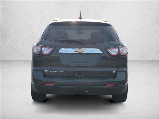 Used 2017 Chevrolet Traverse LT w/ Style and Technology Package image 6