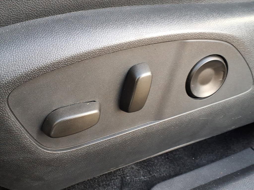 Used 2024 Chevrolet Blazer EV LT image 13